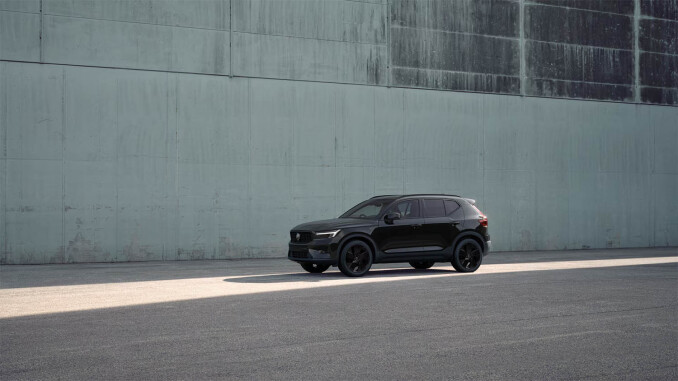 Volvo XC40 2.0 B4P Plus Black Edition 5dr Auto Petrol Estate - Image 10